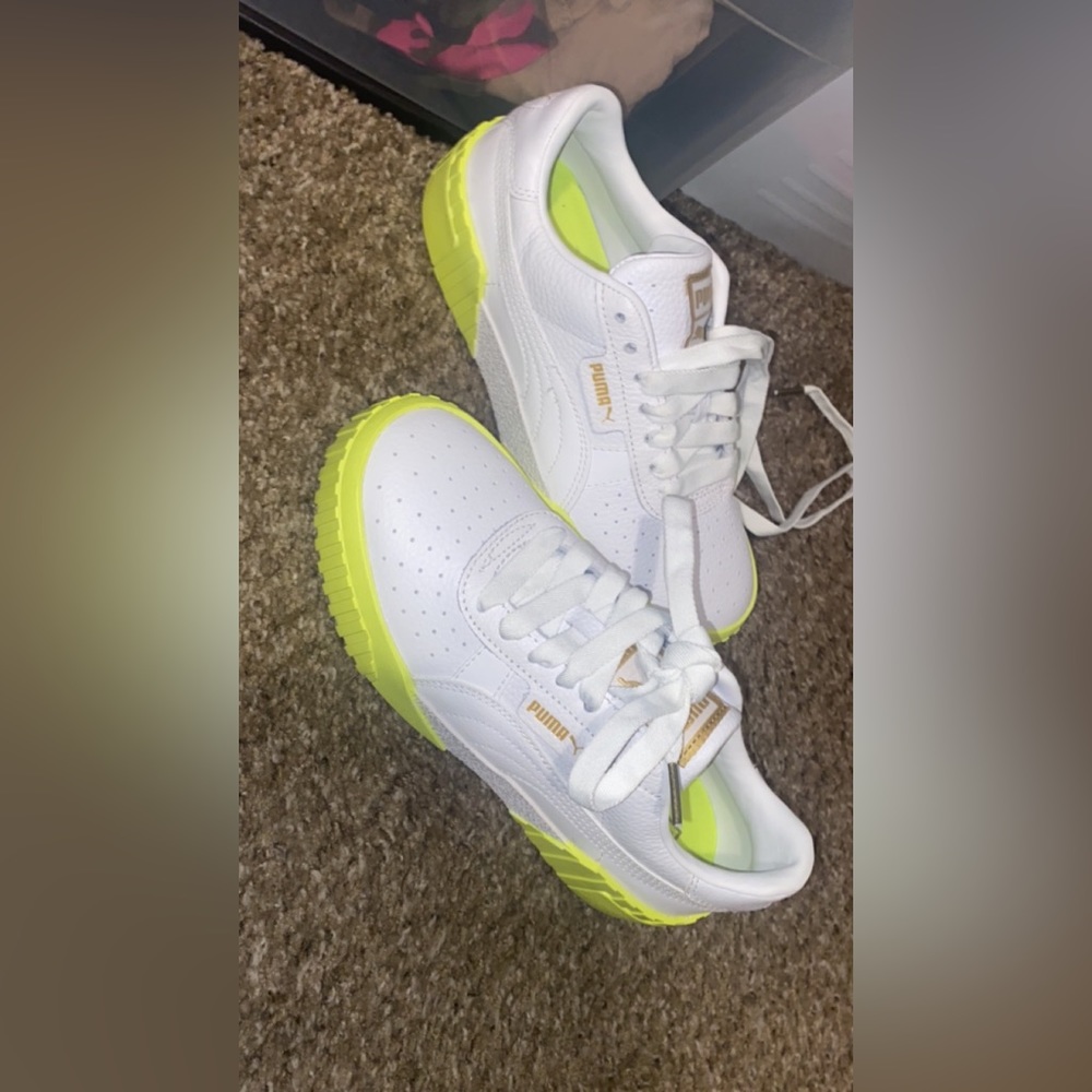 BRAND NEW PUMA SIZE 5.5